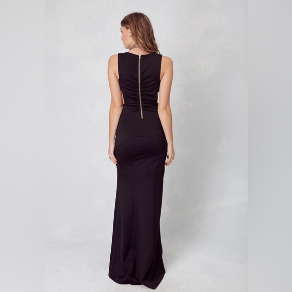 Black formal dress - Picture 3 of 7